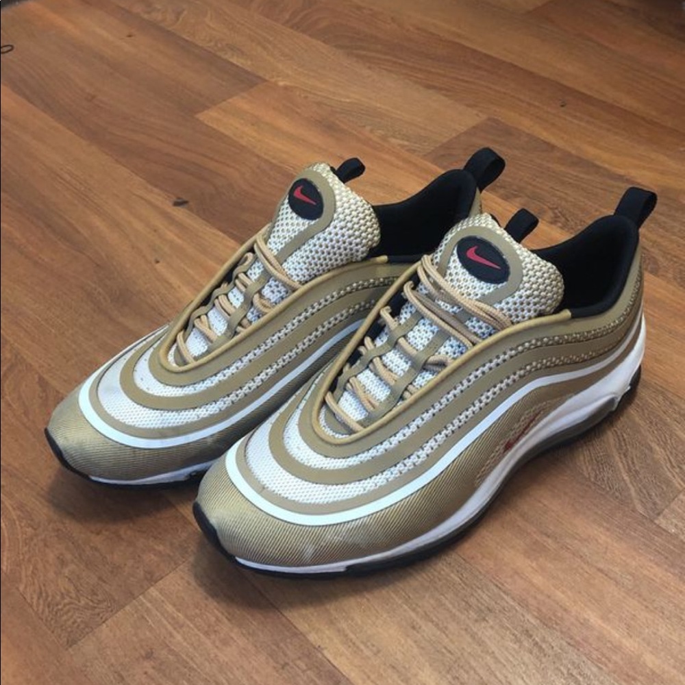 Airmax Sz 10 (MEN)